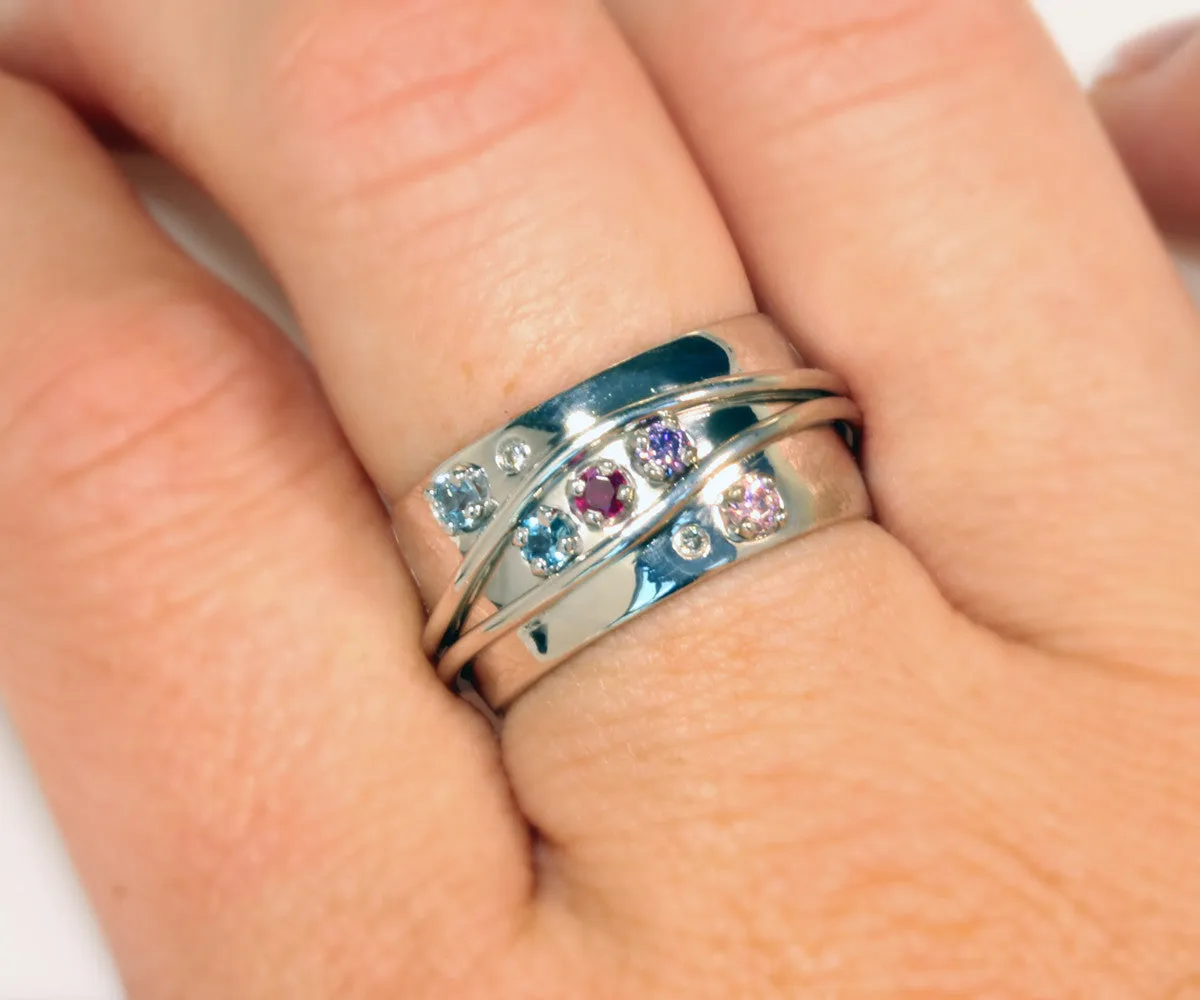 Wide Modern Mother's Ring